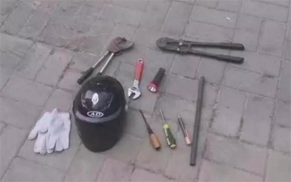 珠江電纜快訊|男子偷電纜賣了860元！48個(gè)信號(hào)燈都滅了